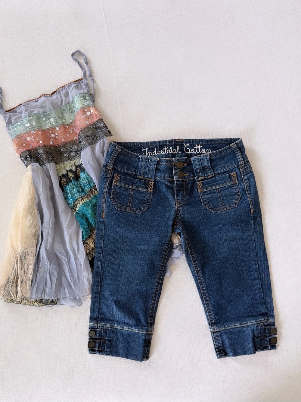 Y2K Industrial Cotton Dark Wash Denim Capri Jeans low rise